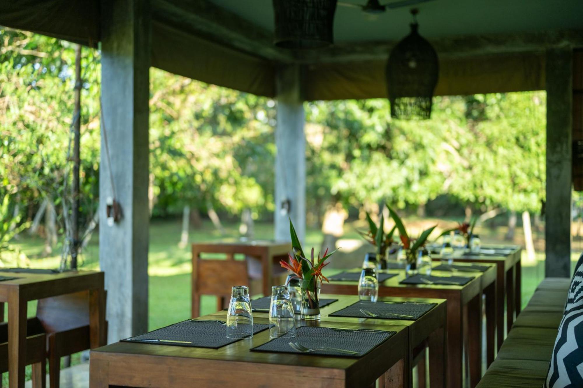 Wirdana Resort & Spa Boossa Ngoại thất bức ảnh