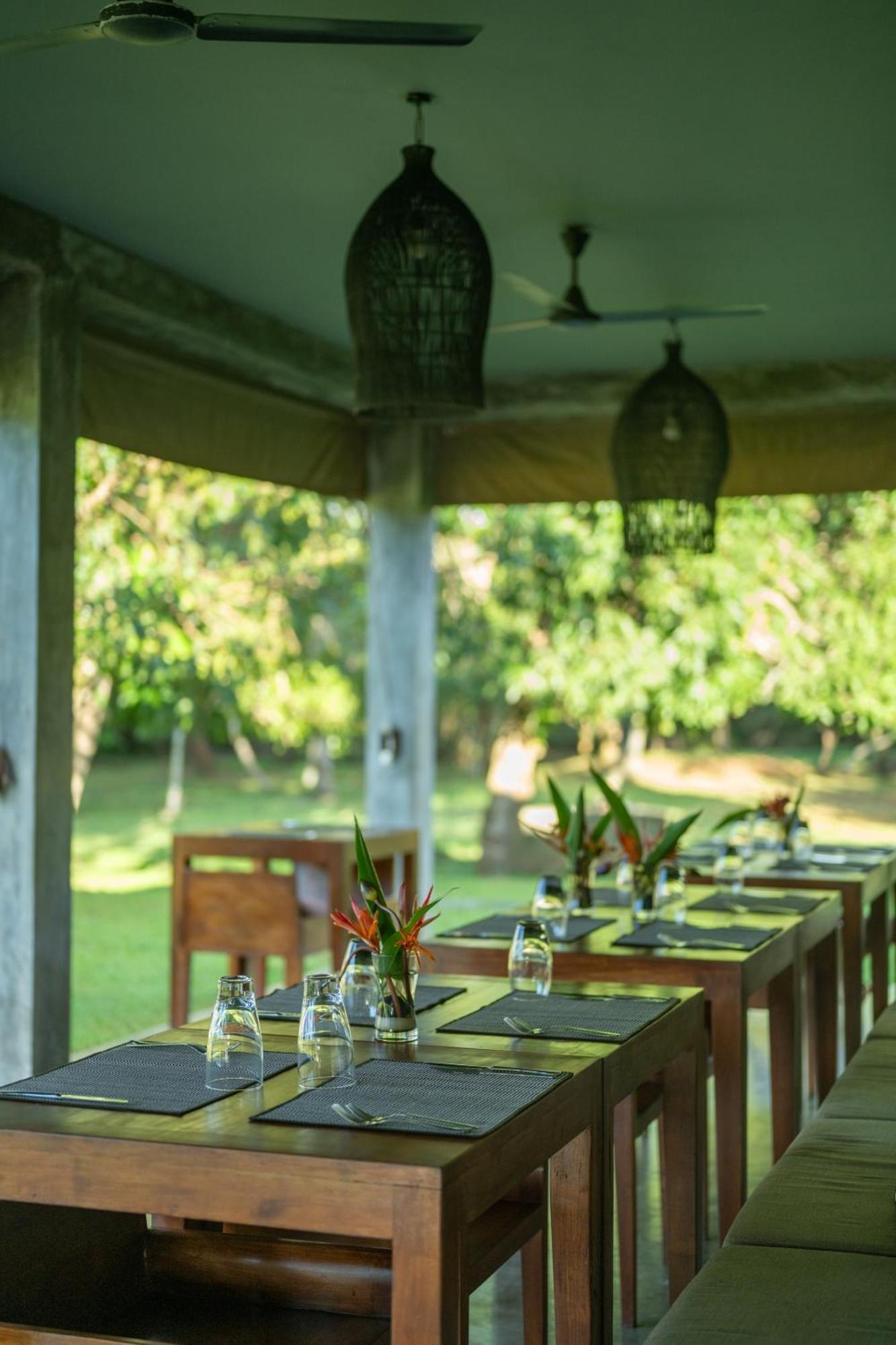 Wirdana Resort & Spa Boossa Ngoại thất bức ảnh
