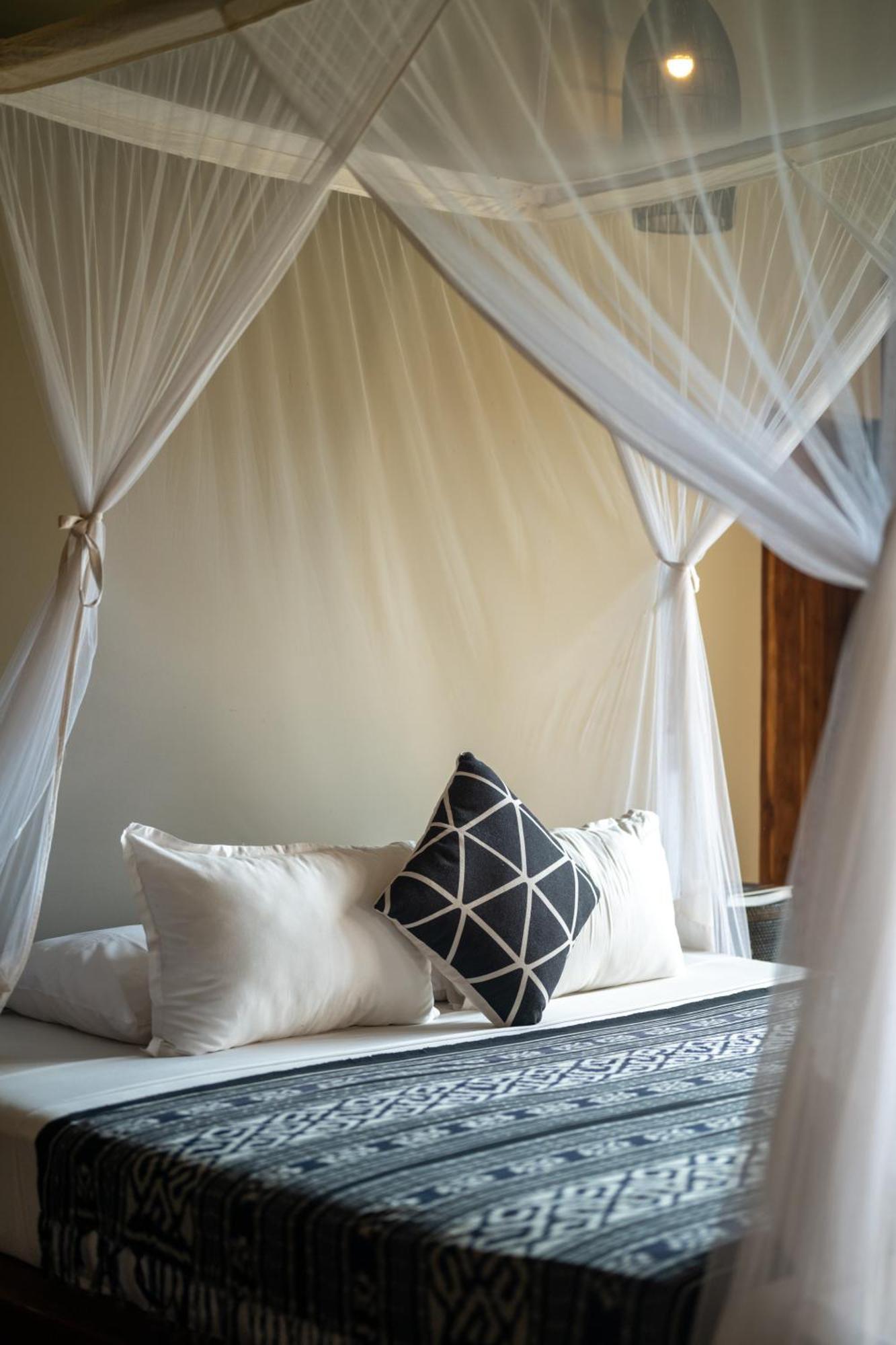 Wirdana Resort & Spa Boossa Ngoại thất bức ảnh